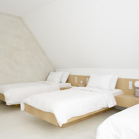 Hotel Hello Plovdiv - Free Parking And Pet Friendly Buitenkant foto