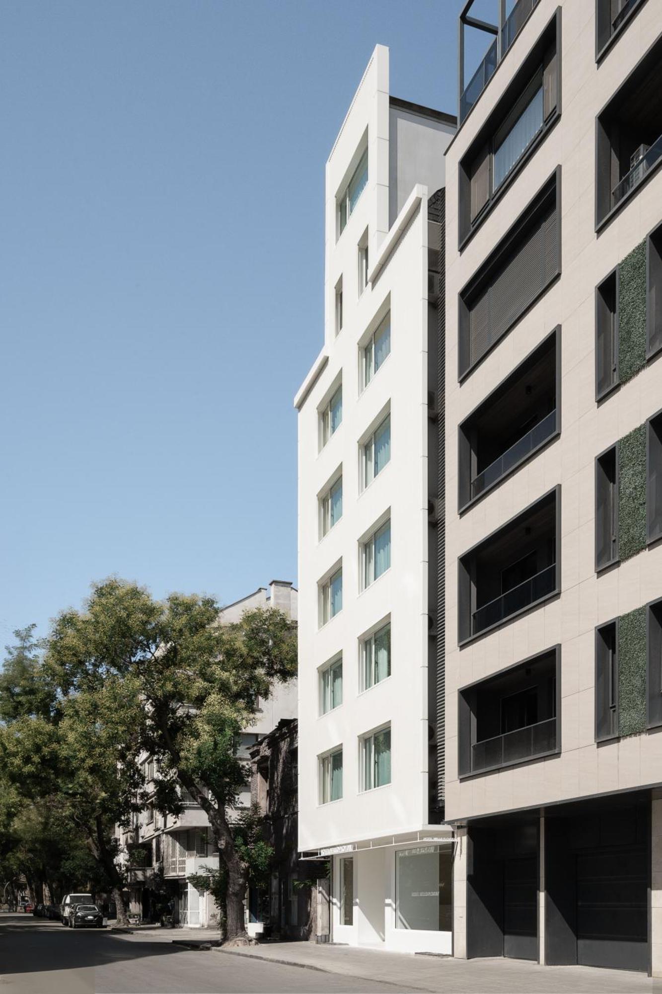 Hotel Hello Plovdiv - Free Parking And Pet Friendly Buitenkant foto