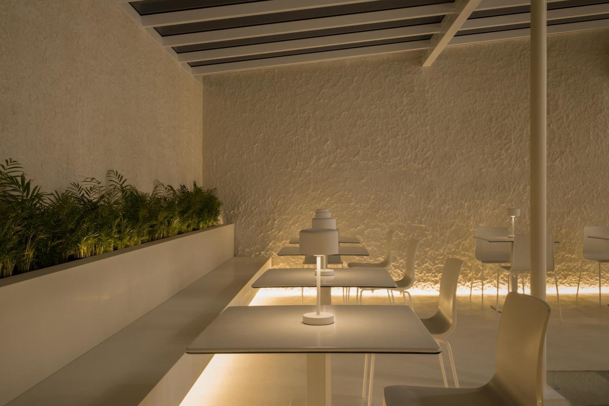Hotel Hello Plovdiv - Free Parking And Pet Friendly Buitenkant foto