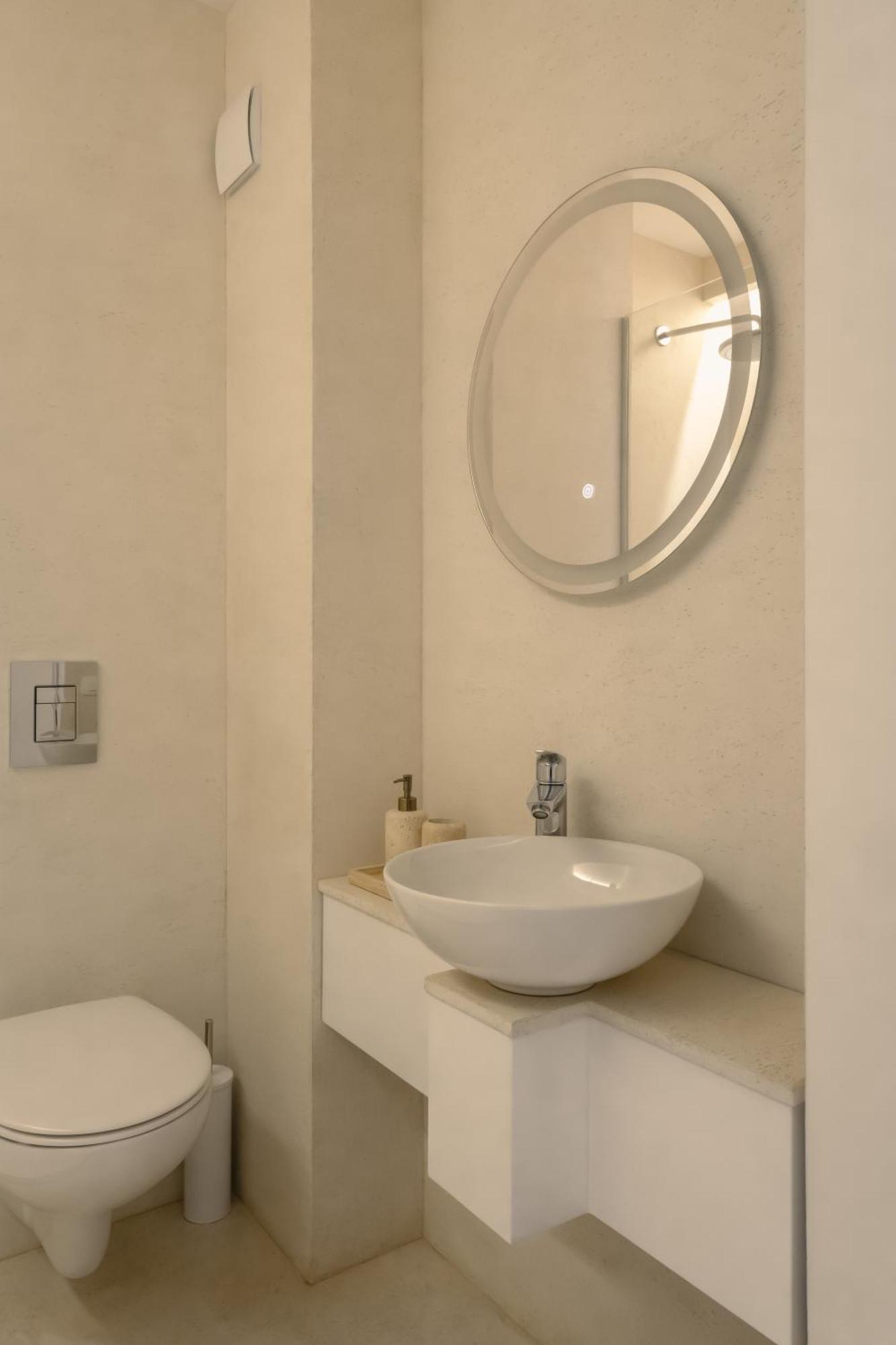 Hotel Hello Plovdiv - Free Parking And Pet Friendly Buitenkant foto