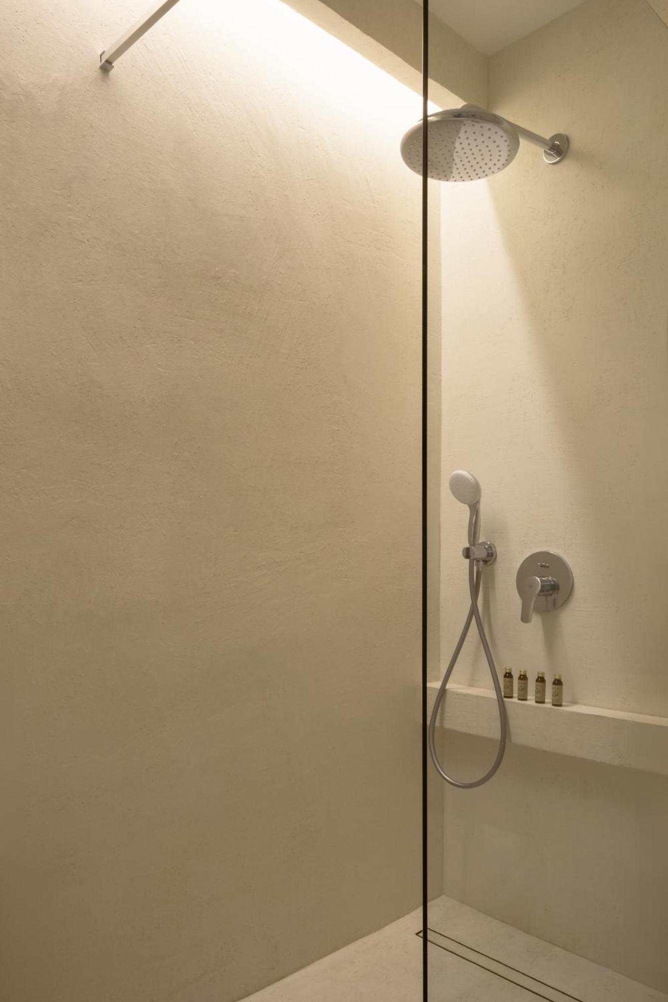 Hotel Hello Plovdiv - Free Parking And Pet Friendly Buitenkant foto