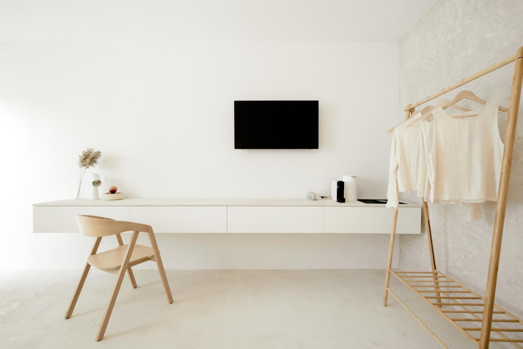 Hotel Hello Plovdiv - Free Parking And Pet Friendly Buitenkant foto