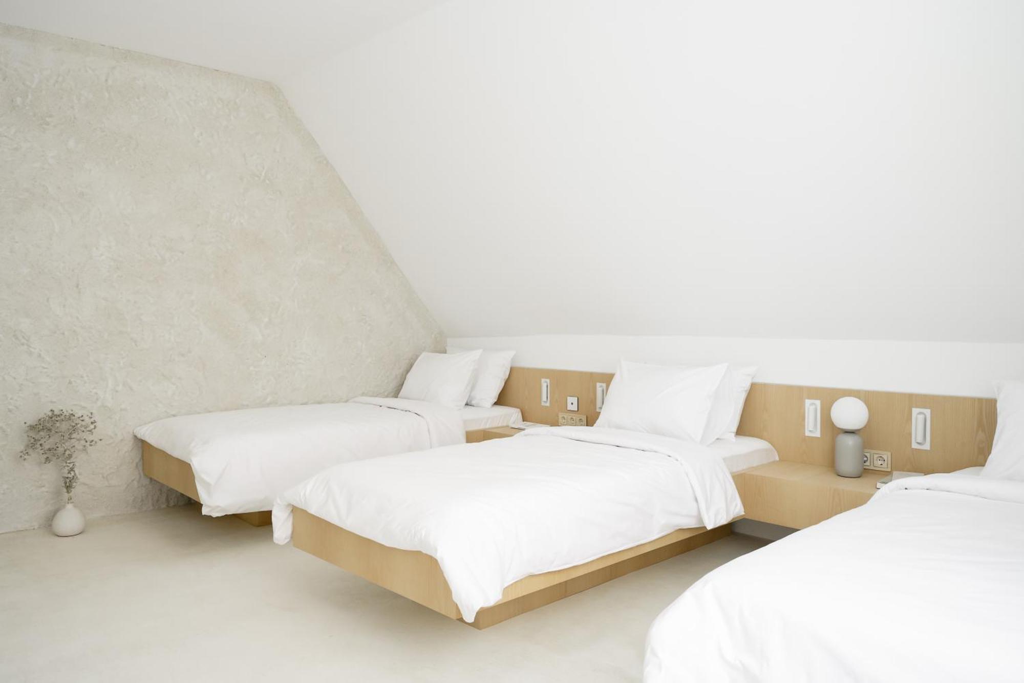 Hotel Hello Plovdiv - Free Parking And Pet Friendly Buitenkant foto