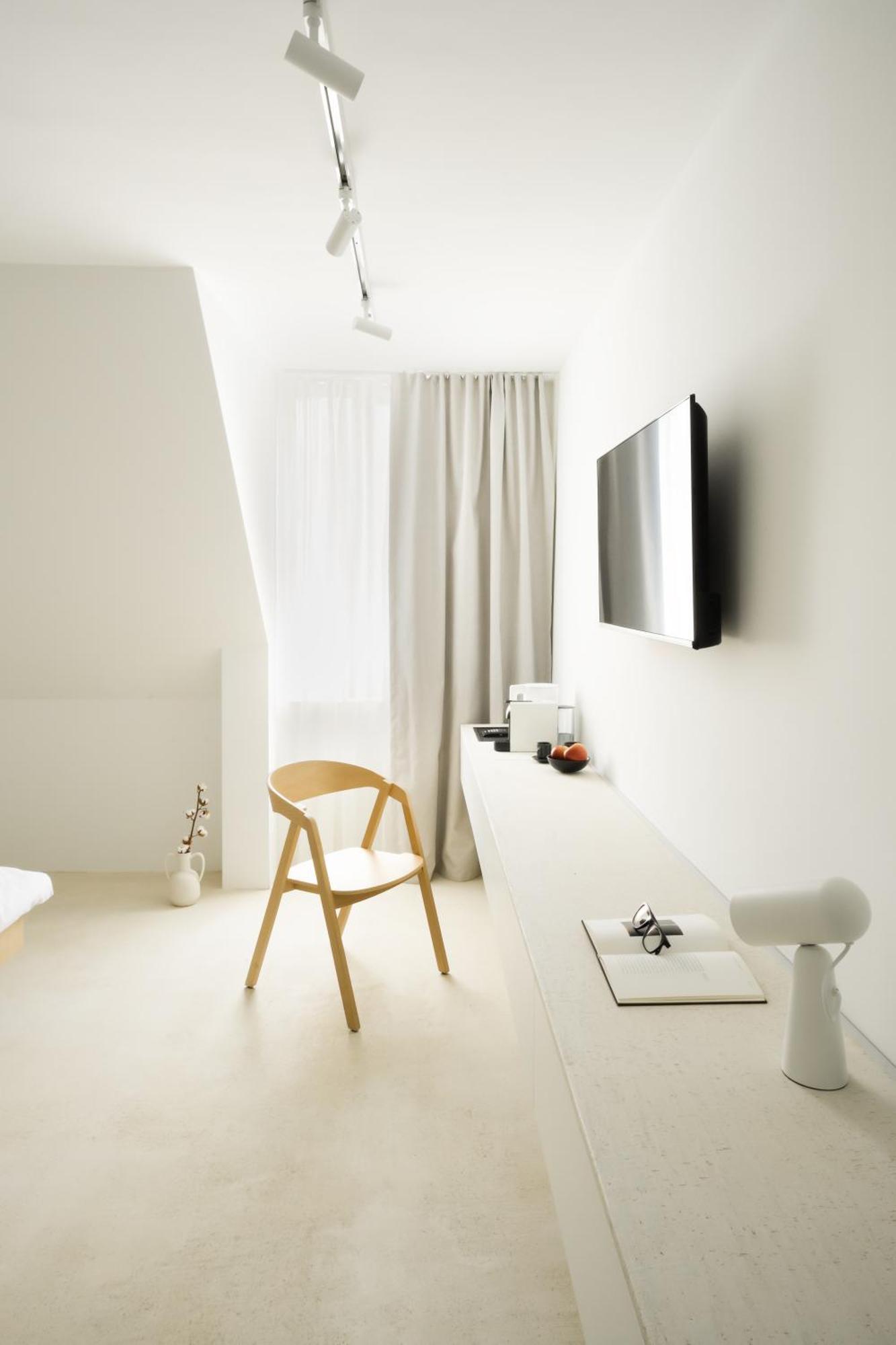 Hotel Hello Plovdiv - Free Parking And Pet Friendly Buitenkant foto